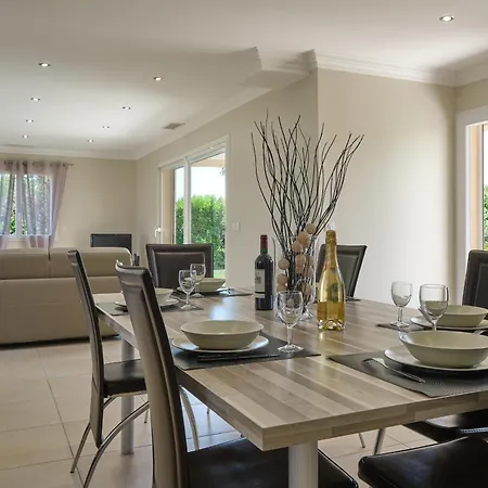 Superbe Recente, Climatisee, Piscine, 10 Mn Des Plages Et Zones Commerciales Willa *
